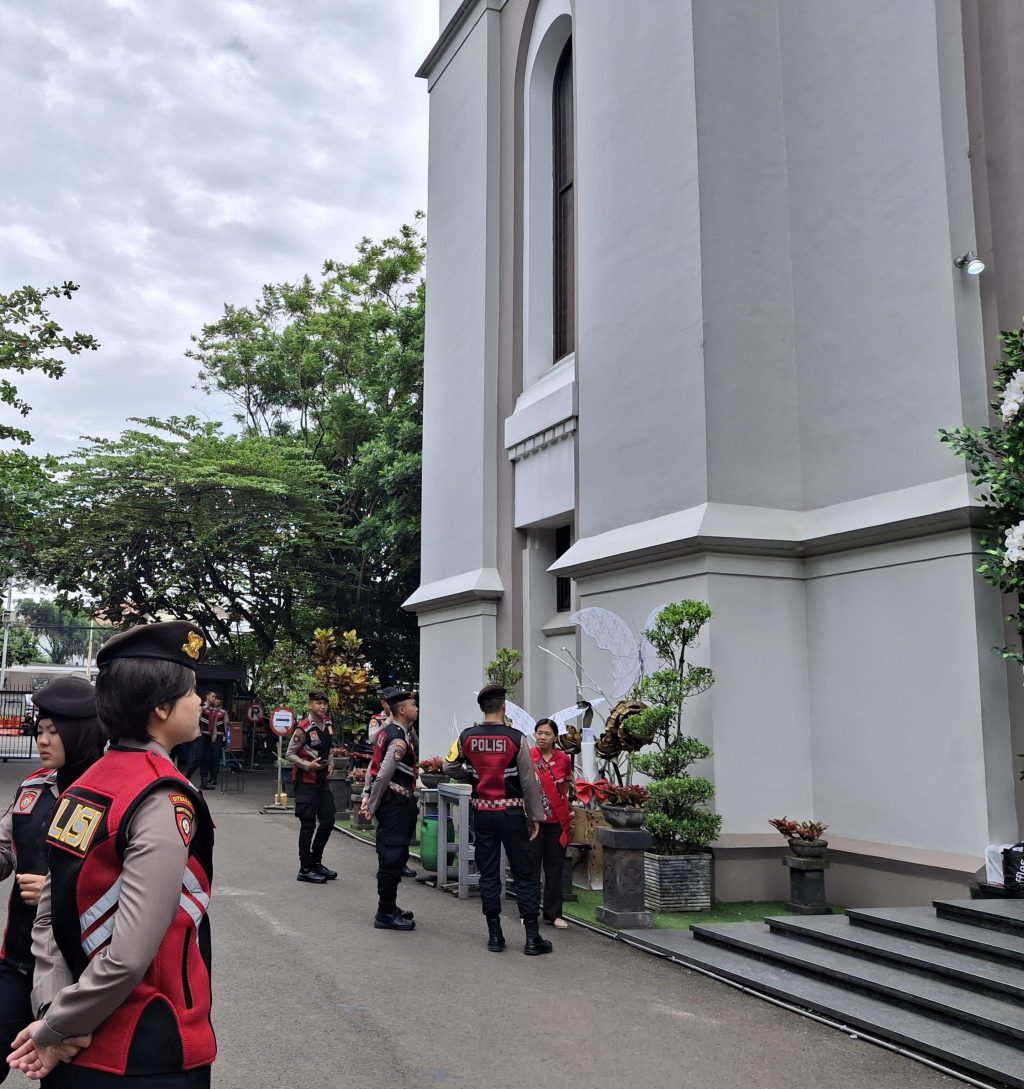 9921474D-41A9-4154-BD66-C25FF47BABED