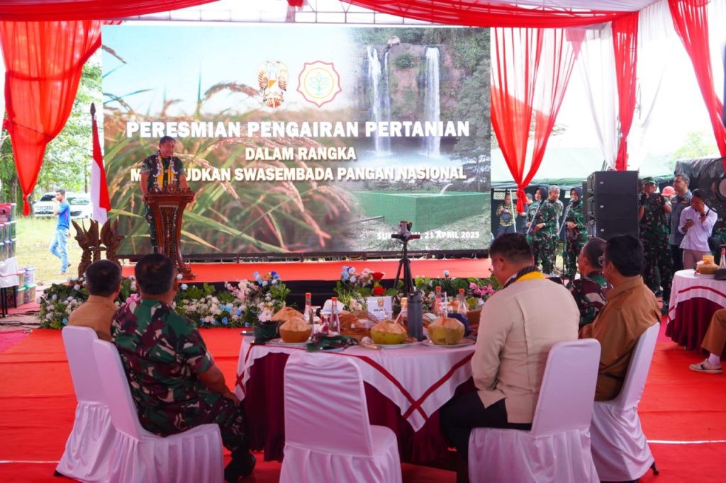 9AD94E12-8A01-4566-9ABC-856E38D74A3C