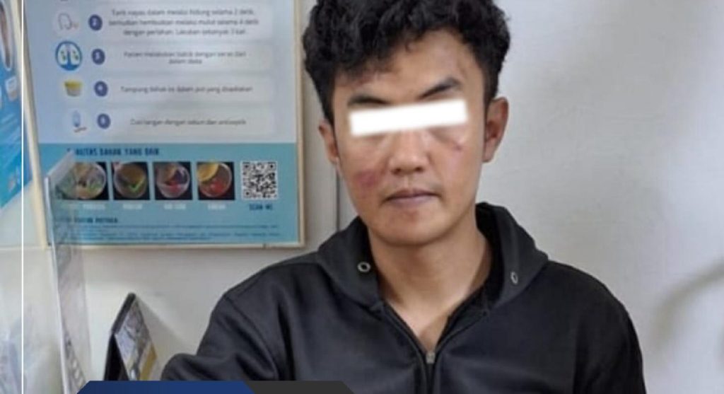 8F76BCC7-A8EA-4E5B-98C4-88B922FDDE2B